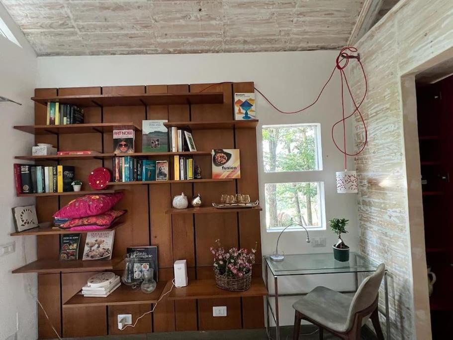 Eco-Chic Retreat: Countryside Oasis Near Florence Pozzolatico Bagian luar foto