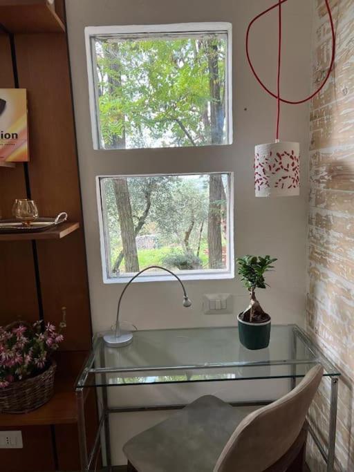 Eco-Chic Retreat: Countryside Oasis Near Florence Pozzolatico Bagian luar foto