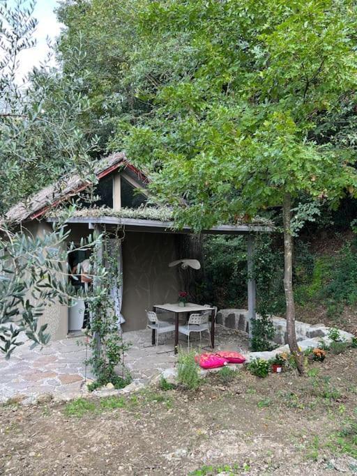 Eco-Chic Retreat: Countryside Oasis Near Florence Pozzolatico Bagian luar foto