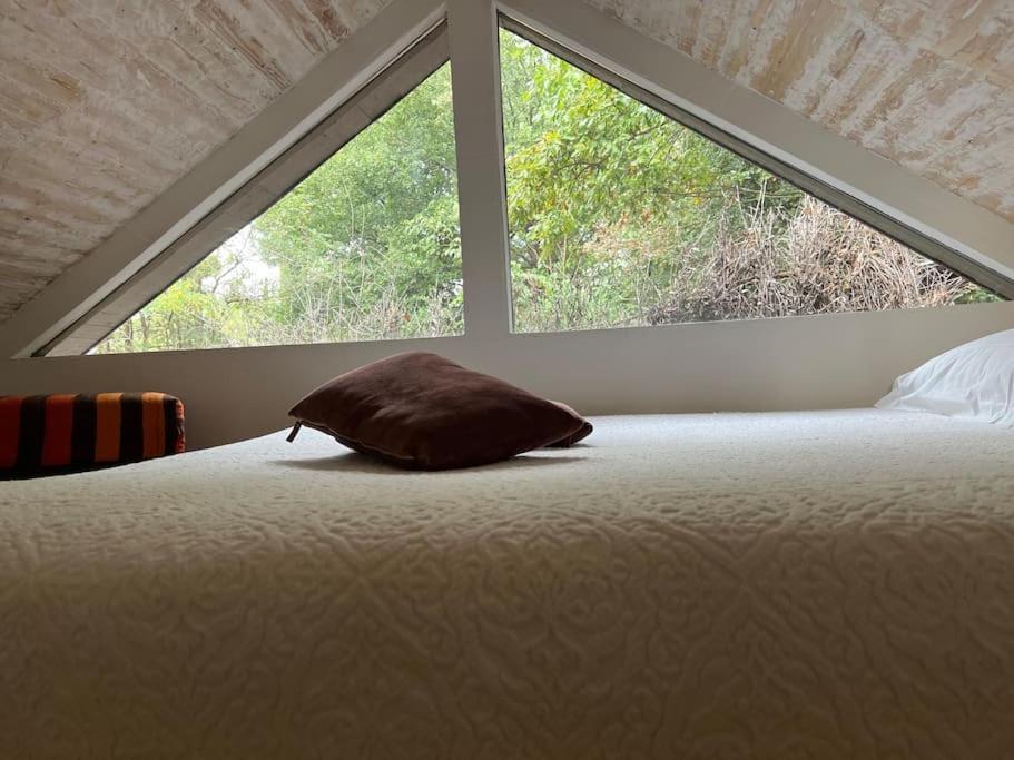 Eco-Chic Retreat: Countryside Oasis Near Florence Pozzolatico Bagian luar foto