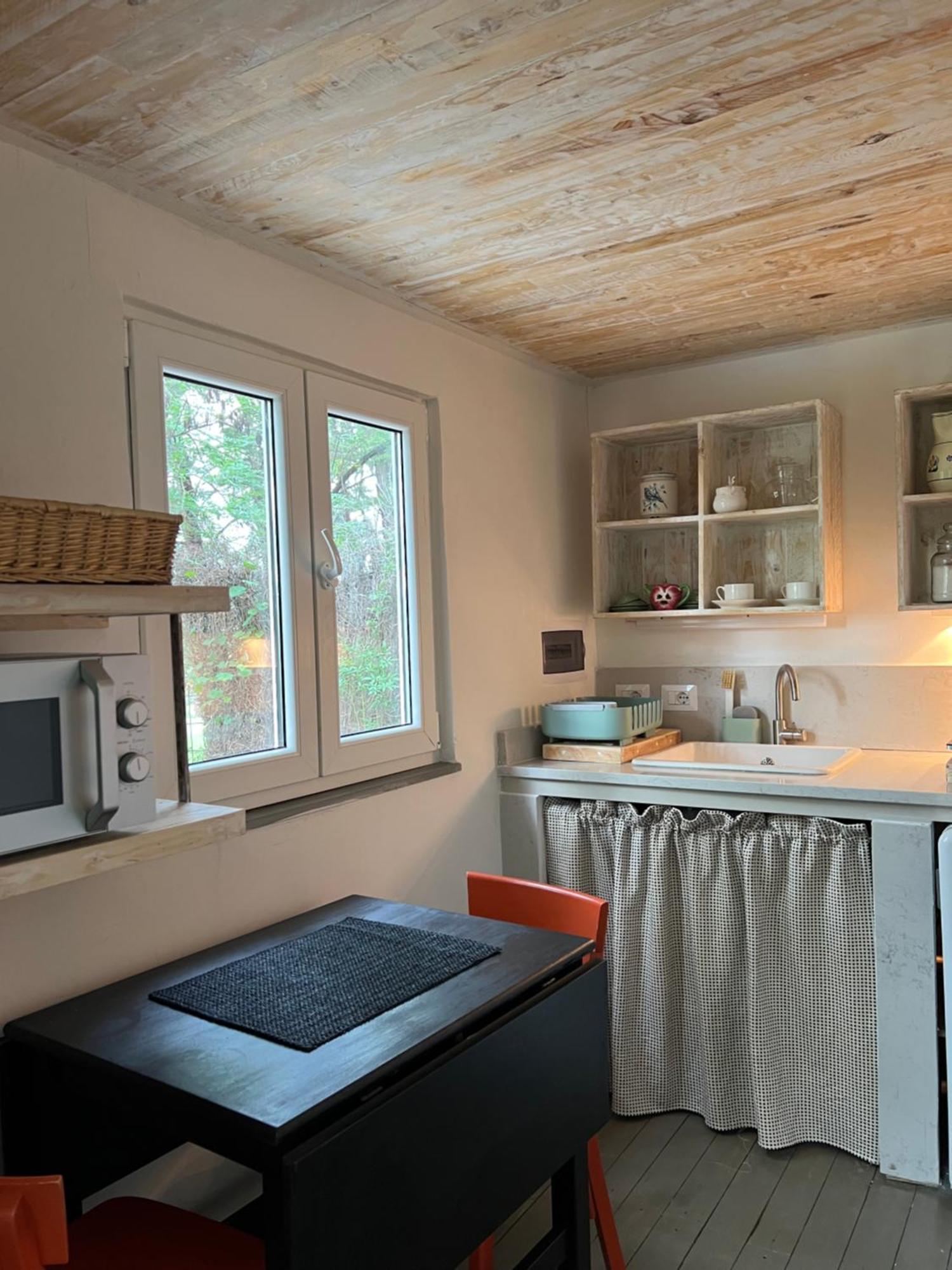 Eco-Chic Retreat: Countryside Oasis Near Florence Pozzolatico Bagian luar foto