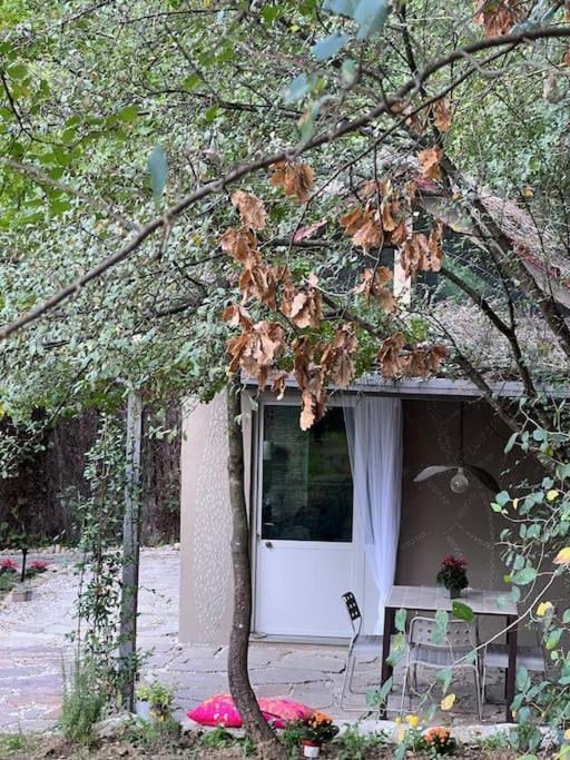 Eco-Chic Retreat: Countryside Oasis Near Florence Pozzolatico Bagian luar foto